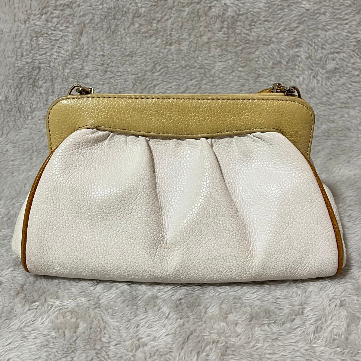 【中古・美品】FENDI フェンディ　 2WAY ショルダーバッグ ポシェット　ヴィンテージ　レザー