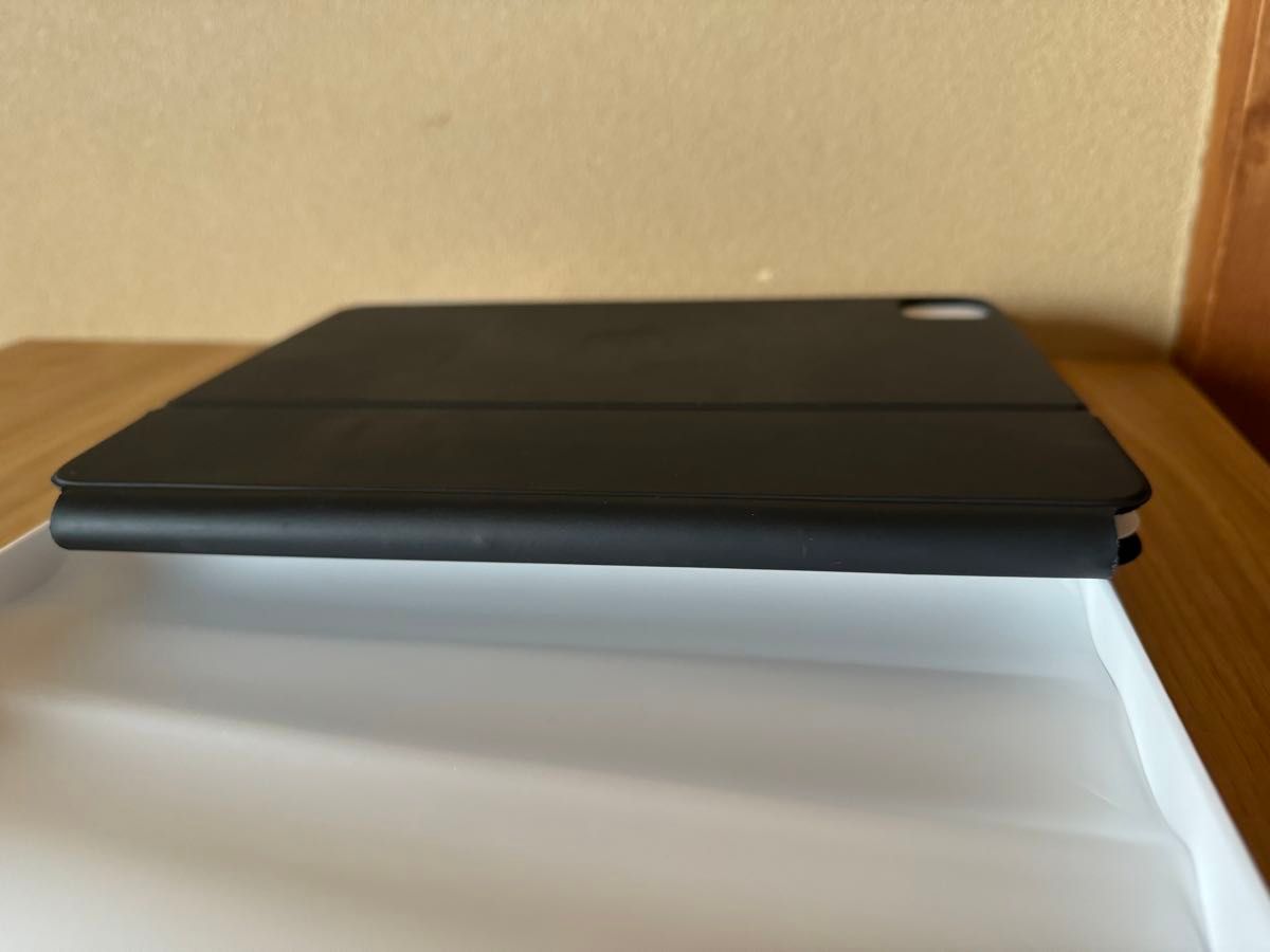 Magic Keyboard iPad 11インチ用 ブラック MXQT2J/A A2261 純正品 動作確認済み