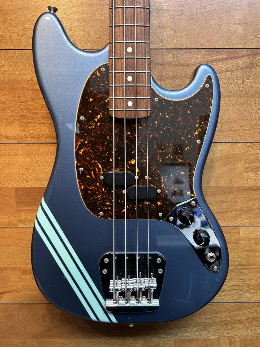 Fender Japan Mustang Bass LPB コンペティションライン 貴重超トラ杢ネック！ 美品ですが訳あり ムスタングベース_画像2