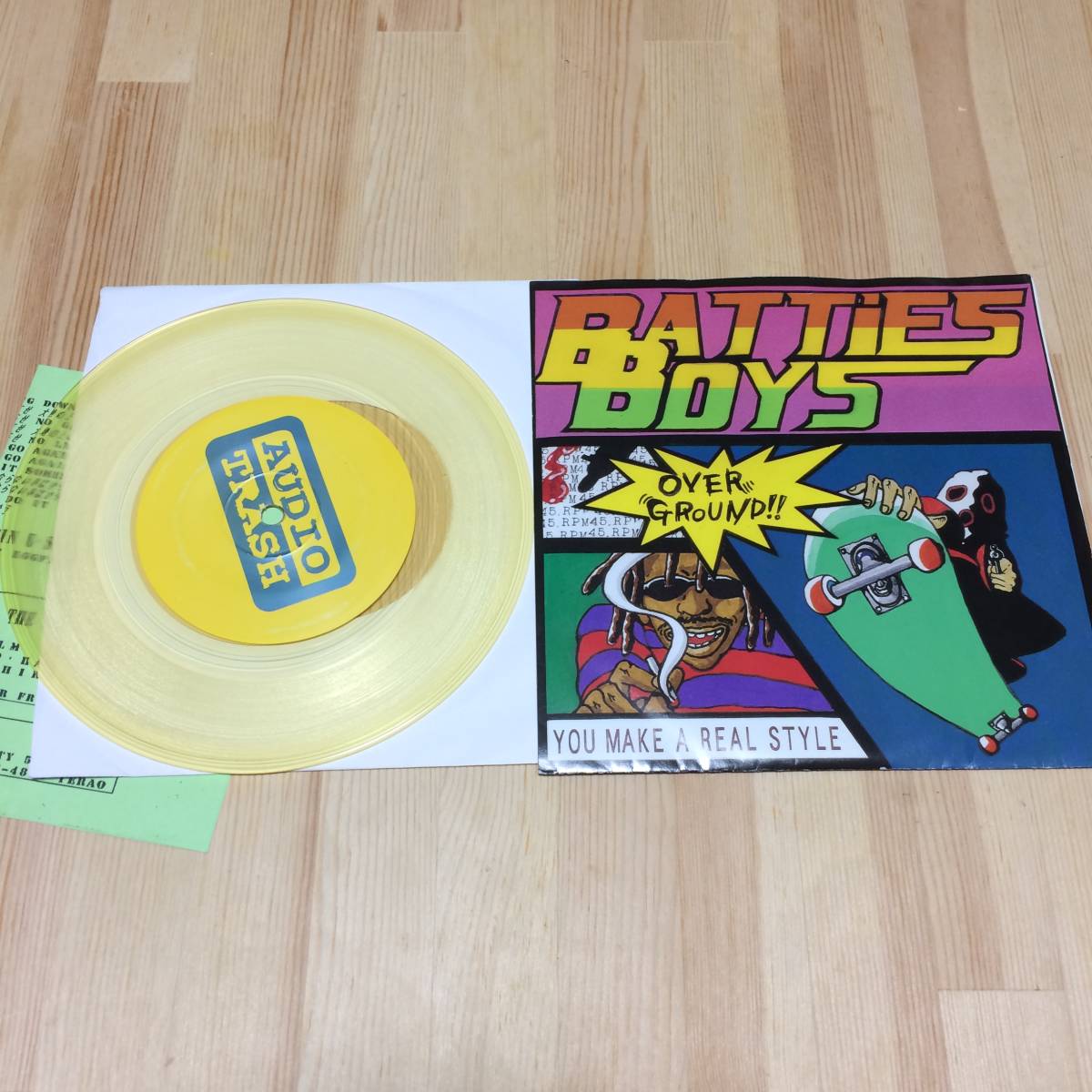 Batties Boys Over Ground!! 1997 Clear Yellow Vinyl カラーレコード アナログ 7インチ シングル レコード ザ・バティーズ・ボーイズの画像1