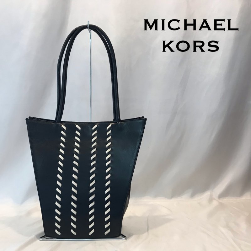 ＭＩＣＨＡＥＬ ＫＯＲＳ マイケルコース トートバッグ ブラック ホワイト レザー レディース シンプル 黒 白 鞄/252