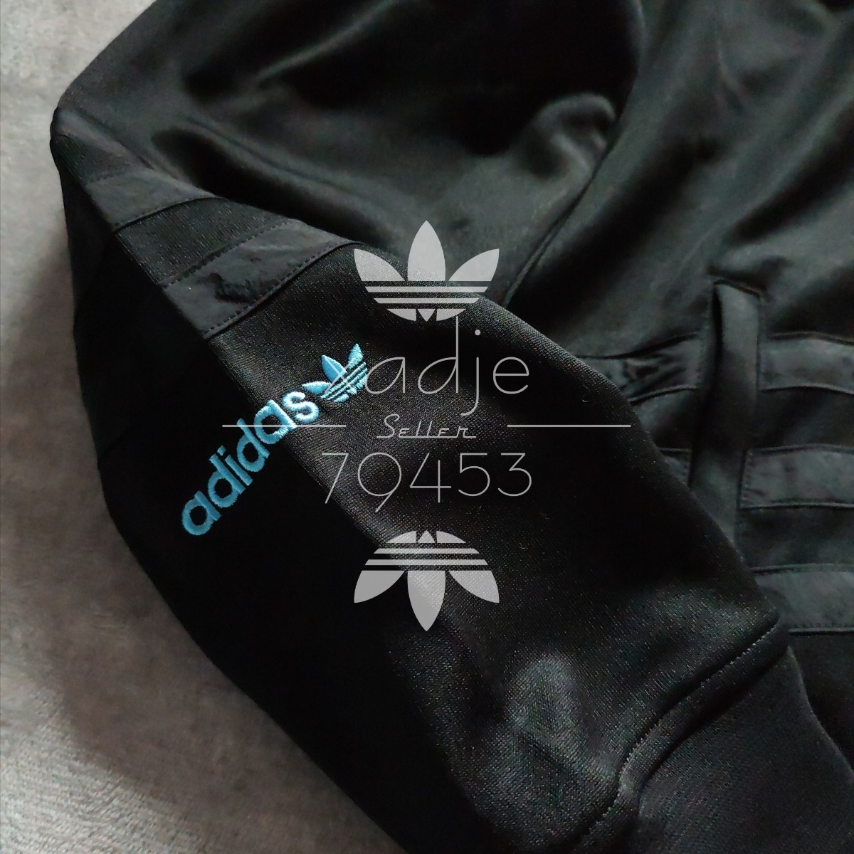 新品 正規品 adidas originals アディダス オリジナルス ジャージ 上下セット ジャケット パンツ セットアップ 刺繍 黒 上 O (XL) 下 L_画像4