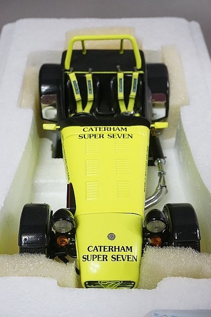 Kyosho 京商 1/18 Caterham ケータハム スーパーセブン JPE イエロー 08225Y_画像2