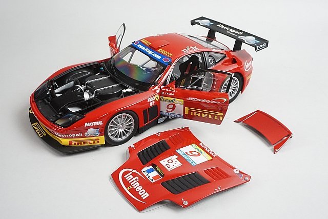 KYOSHO 京商 1/18 Ferrari フェラーリ 575 GTC Team J.M.B Estoril 2003 #9 08393B_画像4