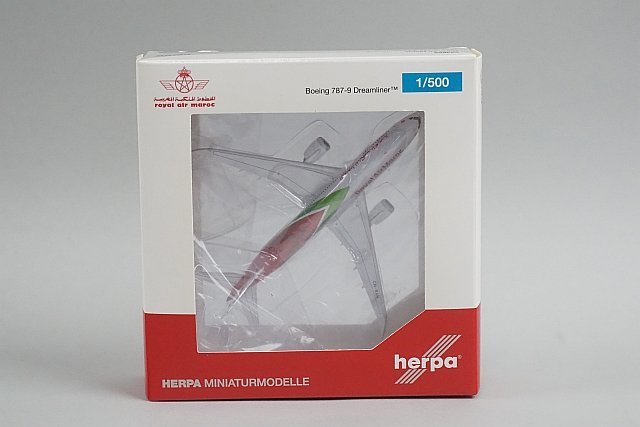 ★ herpa ヘルパ 1/500 787-9 Royal air maroc ロイヤルエアモロッコ CN-RAM 533652_画像7