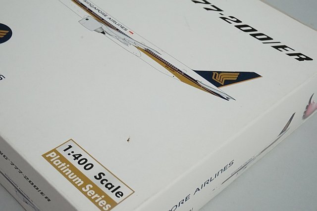 ★ phoenix フェニックス 1/400 B777-200/ER SINGAPORE AIRlLINES シンガポール航空 9V-SQI_画像9