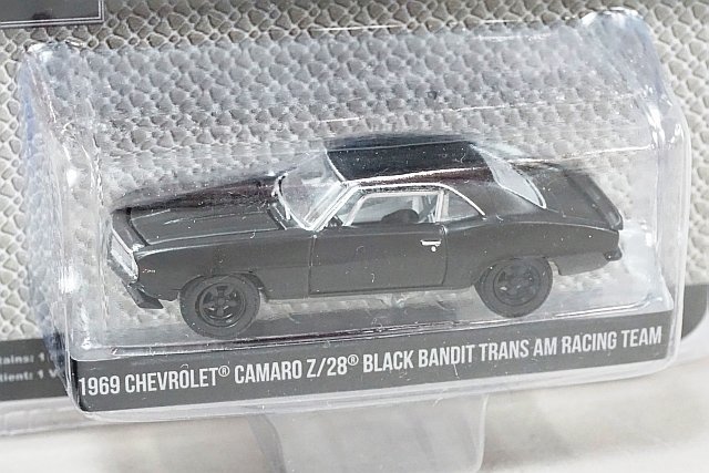 GREEN LiGHT グリーンライト 1/64 Chevrolet シボレー Camaro カマロ Z/28 Black Bandit Trans Am Racing Team 27960-B_画像2