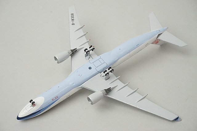 ★ Aero Classics アエロクラシックス 1/400 A330-300 CHINA AIRLINES チャイナ エアラインズ 中華航空 B-18308 BIG-BUSモデル_画像3
