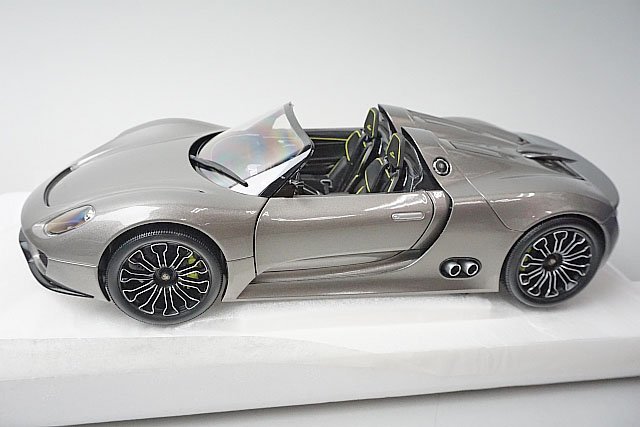 ミニチャンプス PMA 1/18 Porsche ポルシェ 918 スパイダー 2010 グレーメタリック ディーラー特注 WAP0211910B_画像1