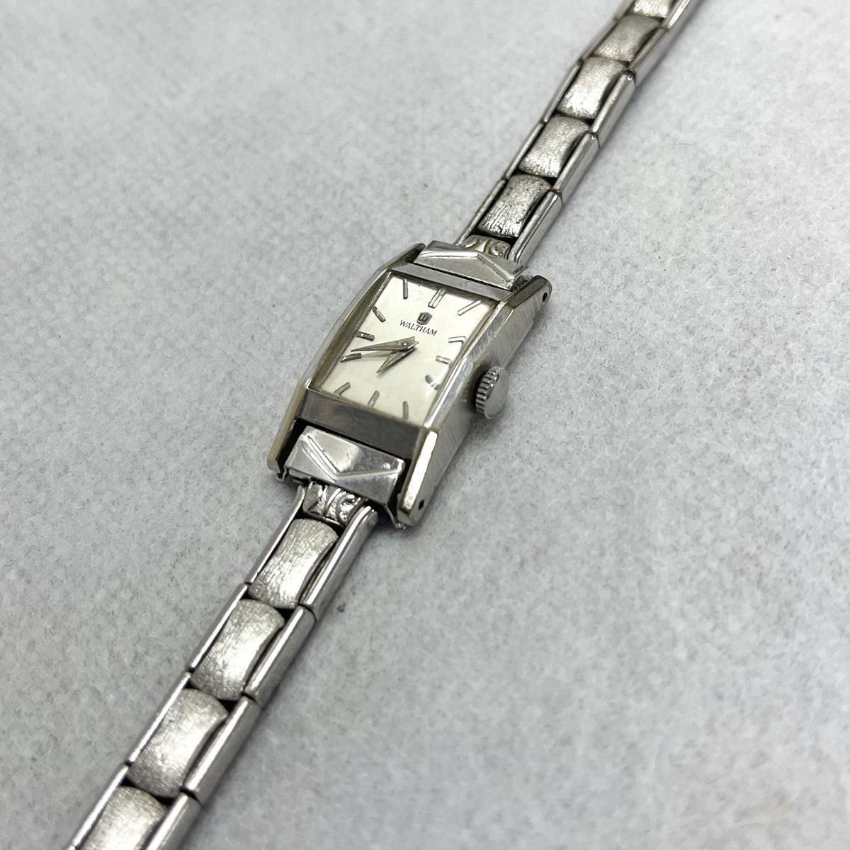 稼働 良品 WALTHAM レディース腕時計 金無垢 K14WG 14kホワイト 稼働 良品 WALTHAM レディース腕時計 金無垢 K14WG 14kホワイト