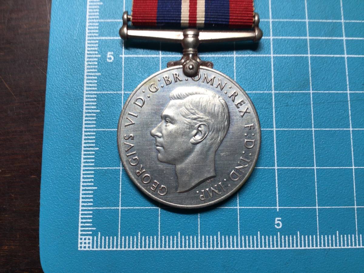 D-1 イギリス軍 第二次世界大戦 防衛徽章 リボン付 ジョージ6世 紀章 勲章 実物の画像2
