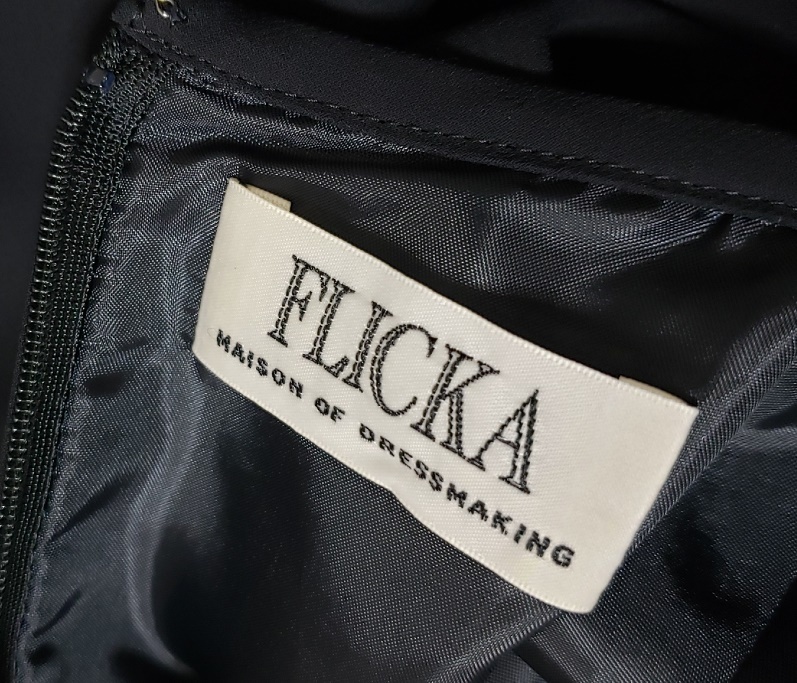 美品 定価4.6万 FLICKA パールボタン ロングワンピース 黒 _画像10