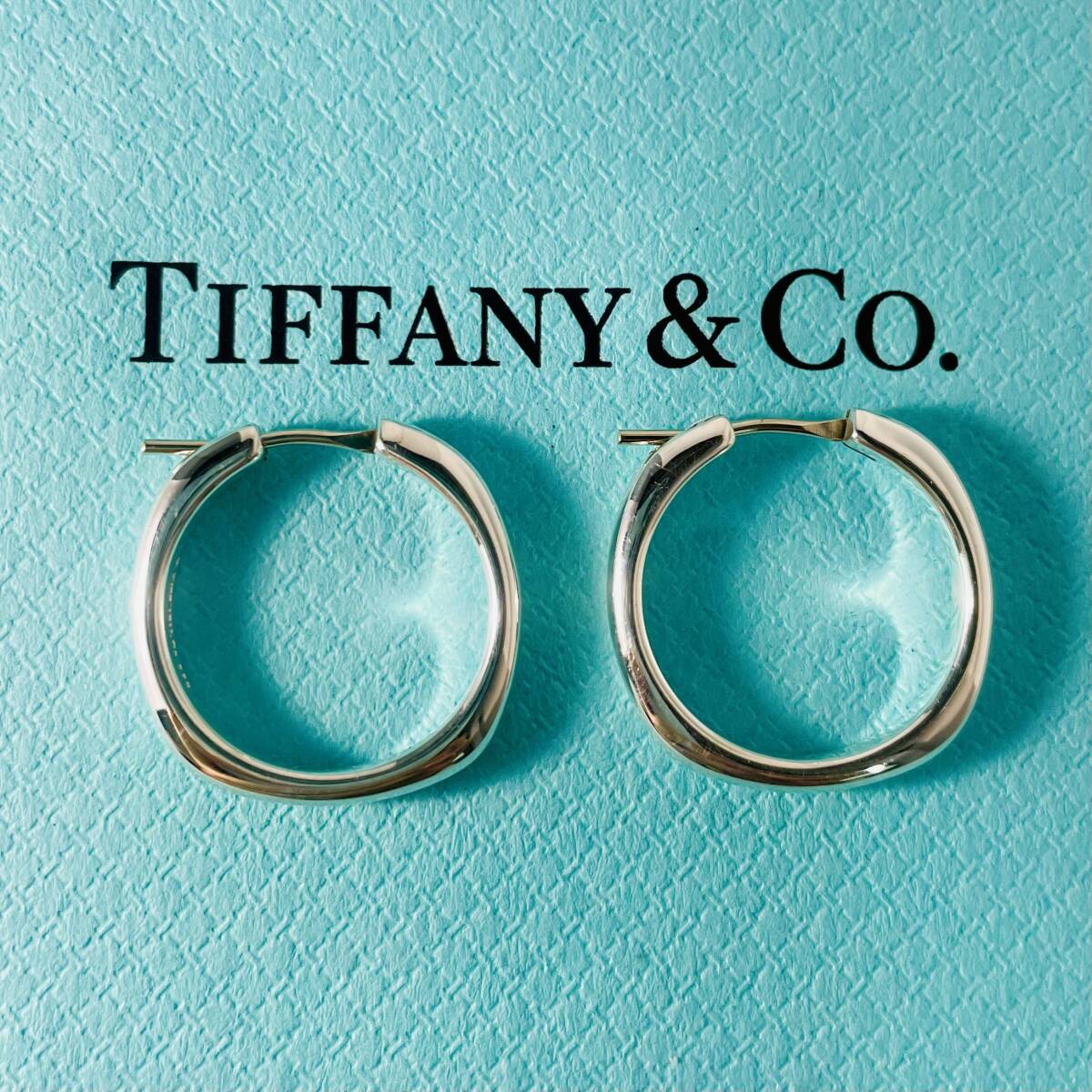 美品 ティファニー クッション スクエア フープ ピアス シルバー TIFFANY&Co.★746_画像2