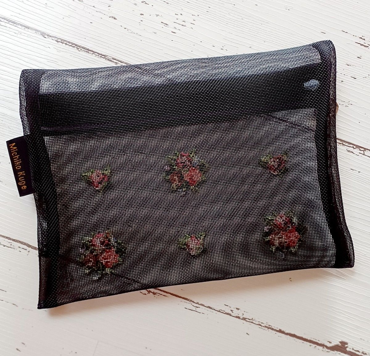 プチポワン ポーチ 刺繍 花柄 メッシュ 黒 petit point 久家 プチポワン ポーチ 刺繍 花柄 メッシュ 黒 petit point 久家