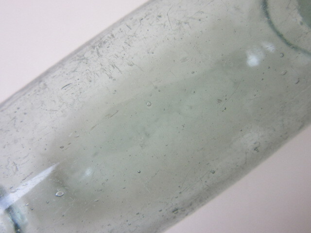 変形 浮き玉 気泡 硝子 ガラス球 ビン玉 シリンダー 検/ 戦前 ガラス玉 浮き球 まくら型 ローラー のし棒 開運 縁起物 アンティークの画像9