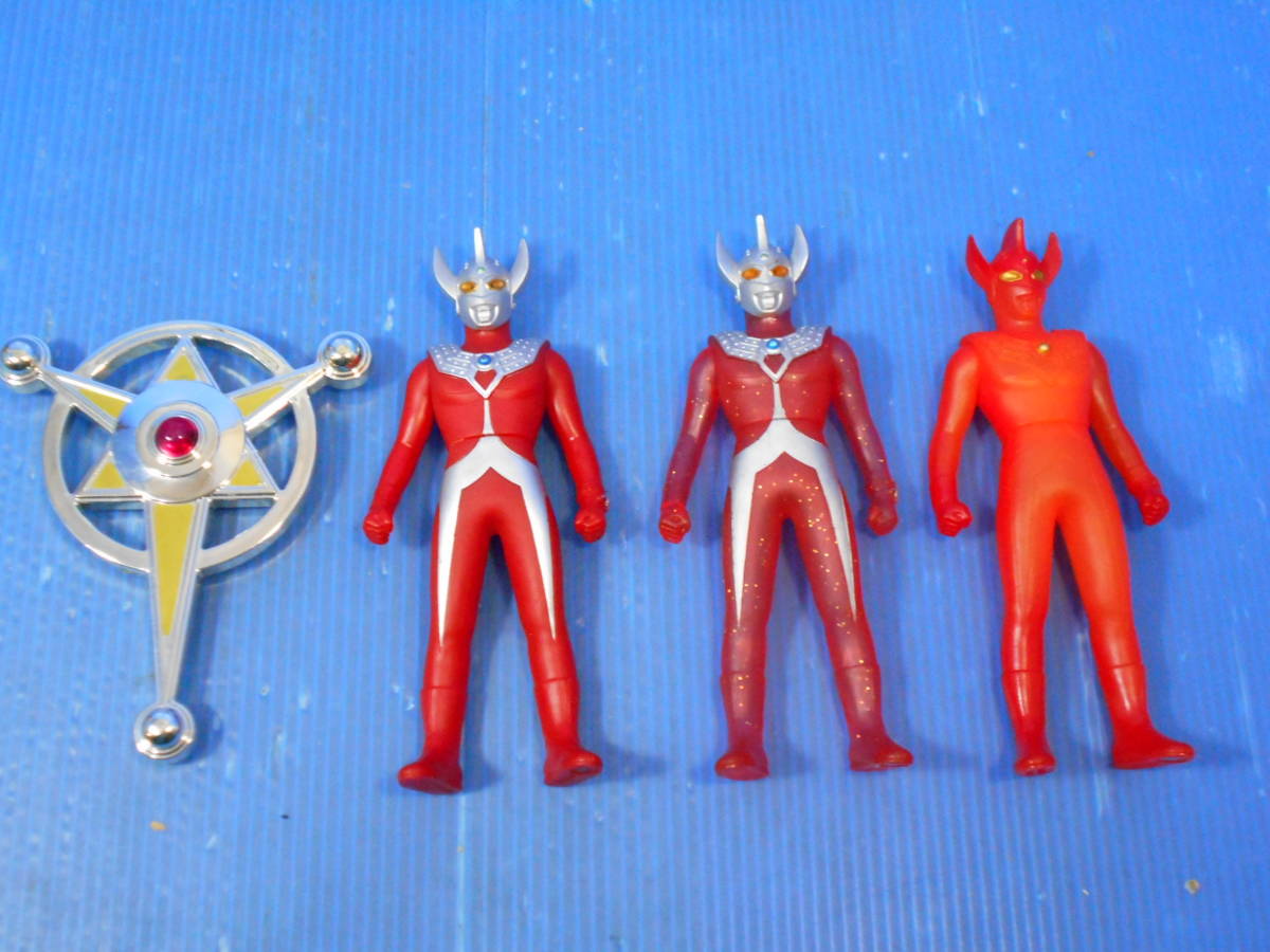 * Ultraman Taro /[ Bandai ] Taro. sofvi 3 вид ( обычный * прозрачный ламе * Ultra Dyna мой toVer.)+ Ultra значок 