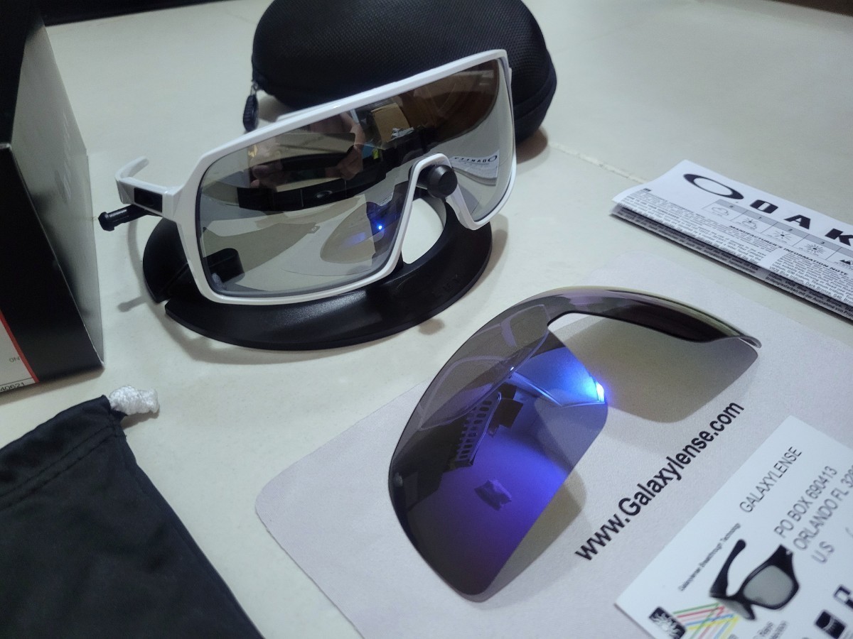 正規品 新品 偏光レンズ2枚付き OAKLEY SUTRO オークリー 正規品 新品 偏光レンズ2枚付き OAKLEY SUTRO オークリー