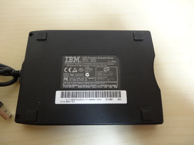 [送料無料 即決] IBM USB Portable Diskette Drive フロッピーディスクドライブ USED