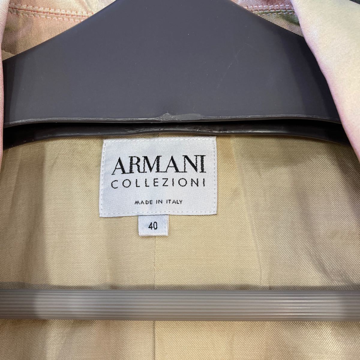 ARMANI COLLEZIONI アルマーニ　コレツィオーニ　カラージャケット サイズ40 MADE IN ITALY レディース　アウター 上着_画像3