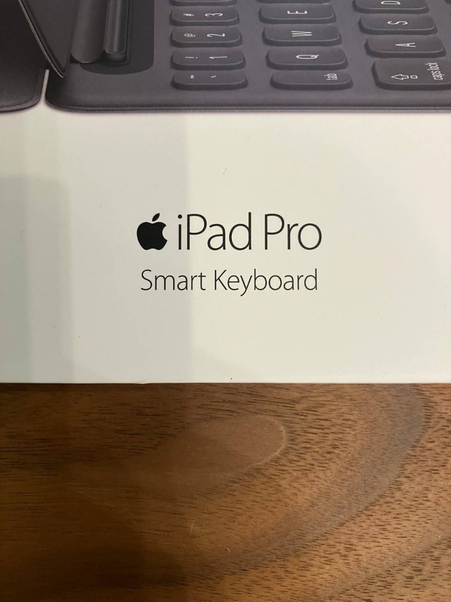 Apple iPad Pro Smart Keyboard A1772 MM2L2AM/A 純正品 9.7インチ 新品 スマートキーボード iPad アップル Apple_画像3