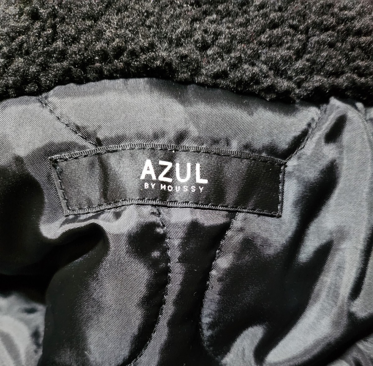 送料無料！ AZUL by moussy アズールバイマウジー MA-1 ジャケット 黒 ブラック 迷彩 Mサイズ_画像6