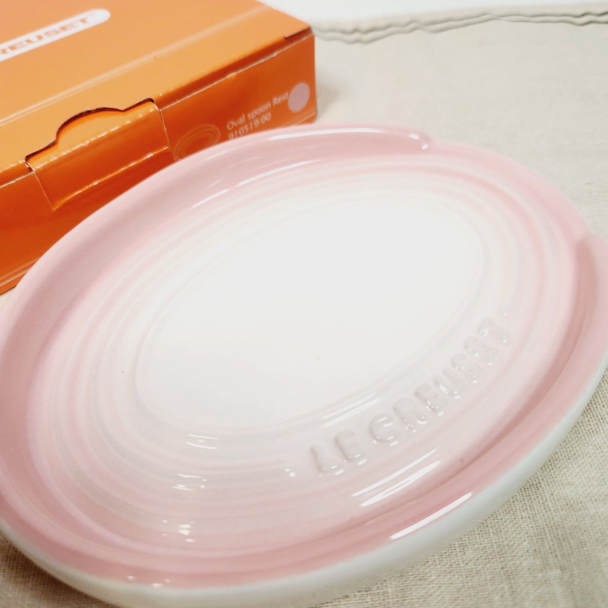 ルクルーゼ オーバル スプーン スパチュラ レスト パウダー ルクルーゼ オーバル スプーン スパチュラ レスト パウダー