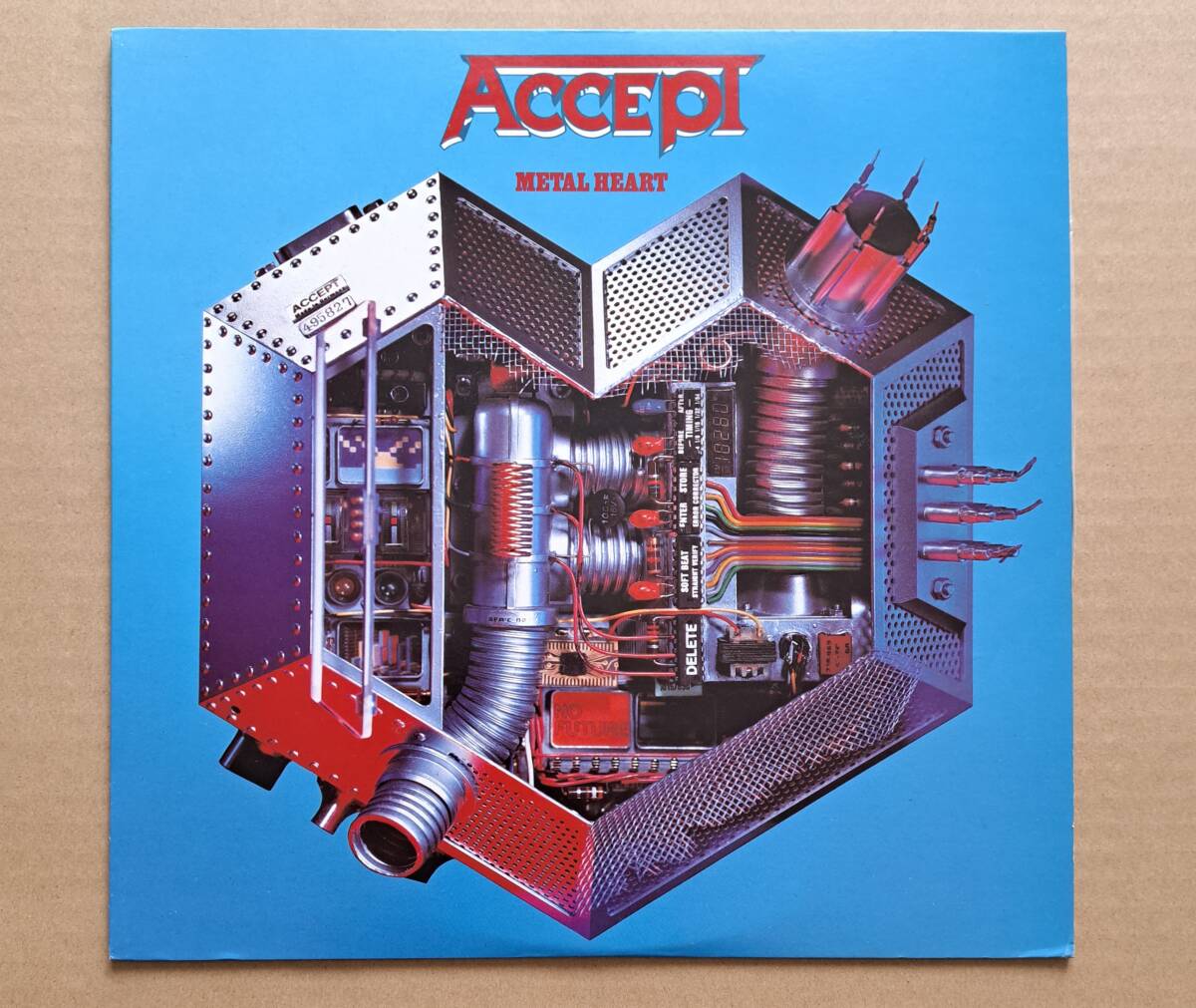 国内盤LP◎アクセプト『メタル・ハート』28・3P596 CBS EPIC・ソニー 1985年 Accept / Metal Heartの画像1