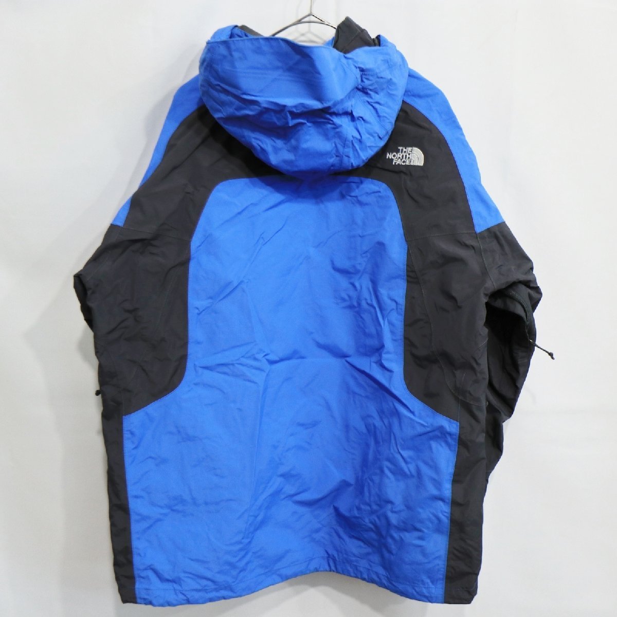 SALE///// THE NORTH FACE ノースフェイス HYVENT ナイロンジャケット アウトドア キャンプ 防寒 ブルー×ブラック ( メンズ XL ) M5638_画像2