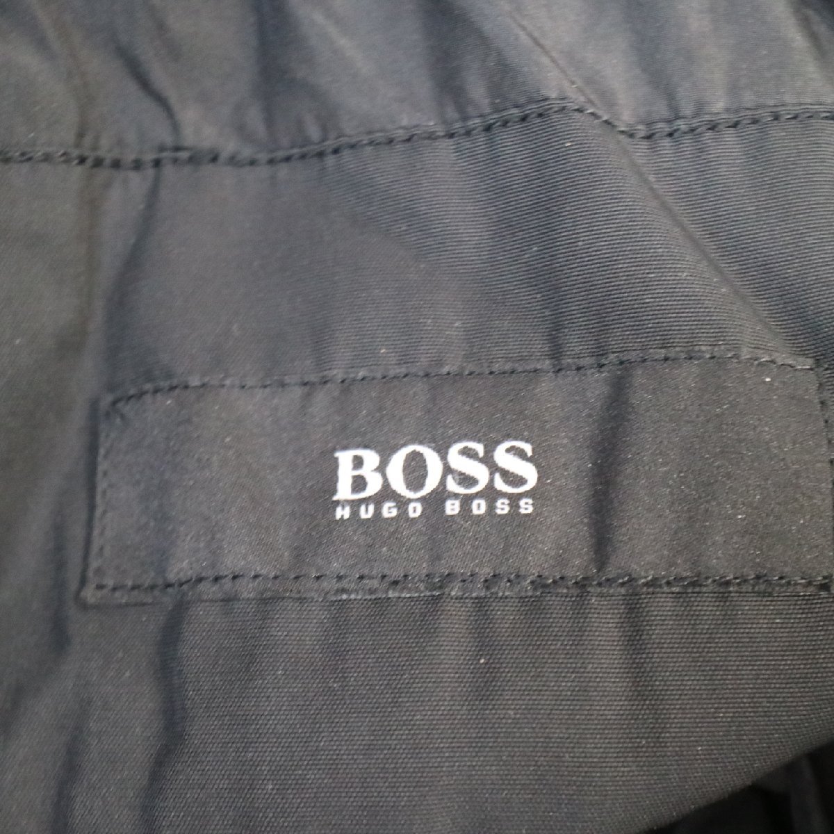 HUGO BOSS ヒューゴボス 中綿コート フォーマル ビジネス オフィス 防寒 アウター 撥水 ブラック ( メンズ 52 ) 中古 古着 M6319_画像10