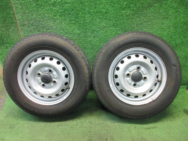 ダイハツ 純正 スチール 12インチ 12x4.00B PCD100 +? 4H 145/80R12 2本　ハイゼット 等　　2024.1.31.O.6-A70　24010925_画像で全てとなります