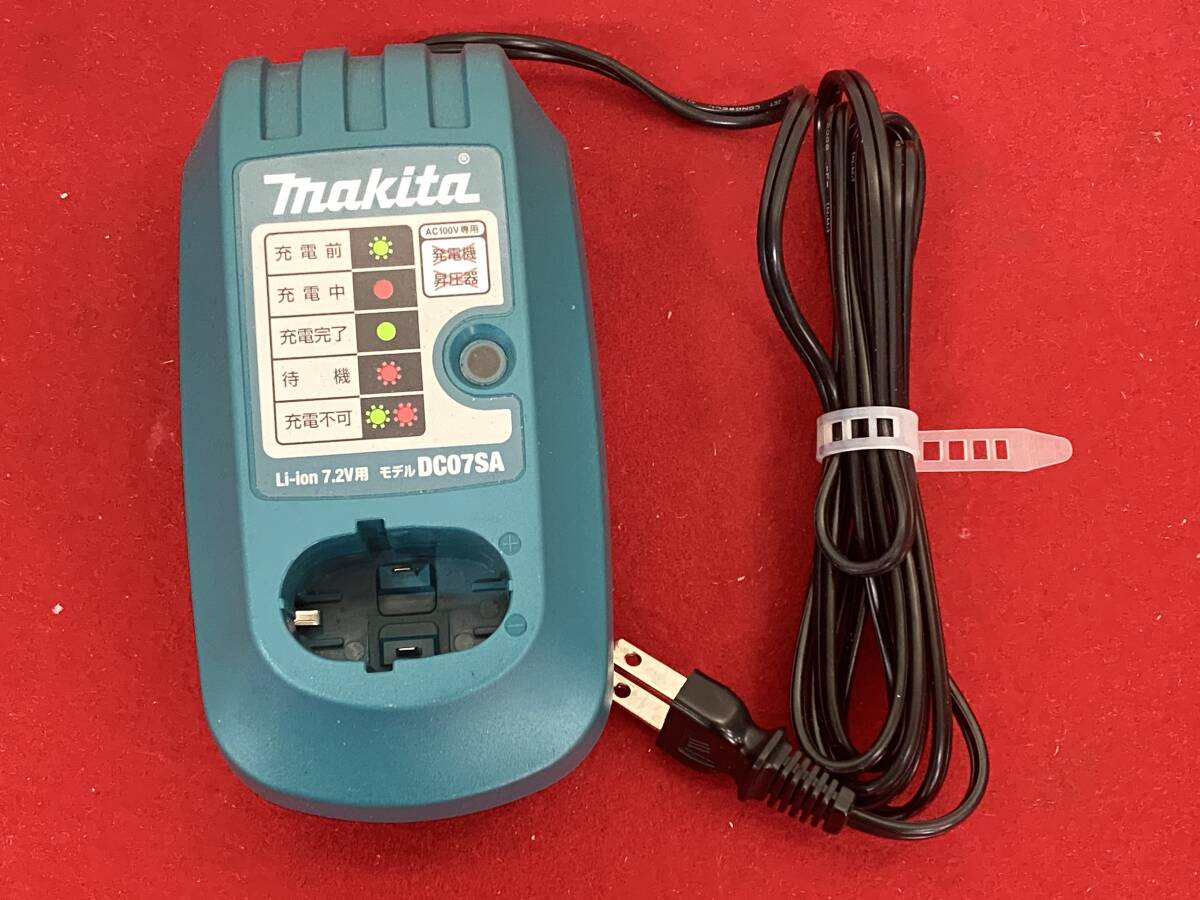 M-5612⑦ 【同梱不可】980円～ 現状品　makita/マキタ　充電式　ペンインパクトドライバー　TD020D　ホワイト　正逆転両用　動作OK　_画像8