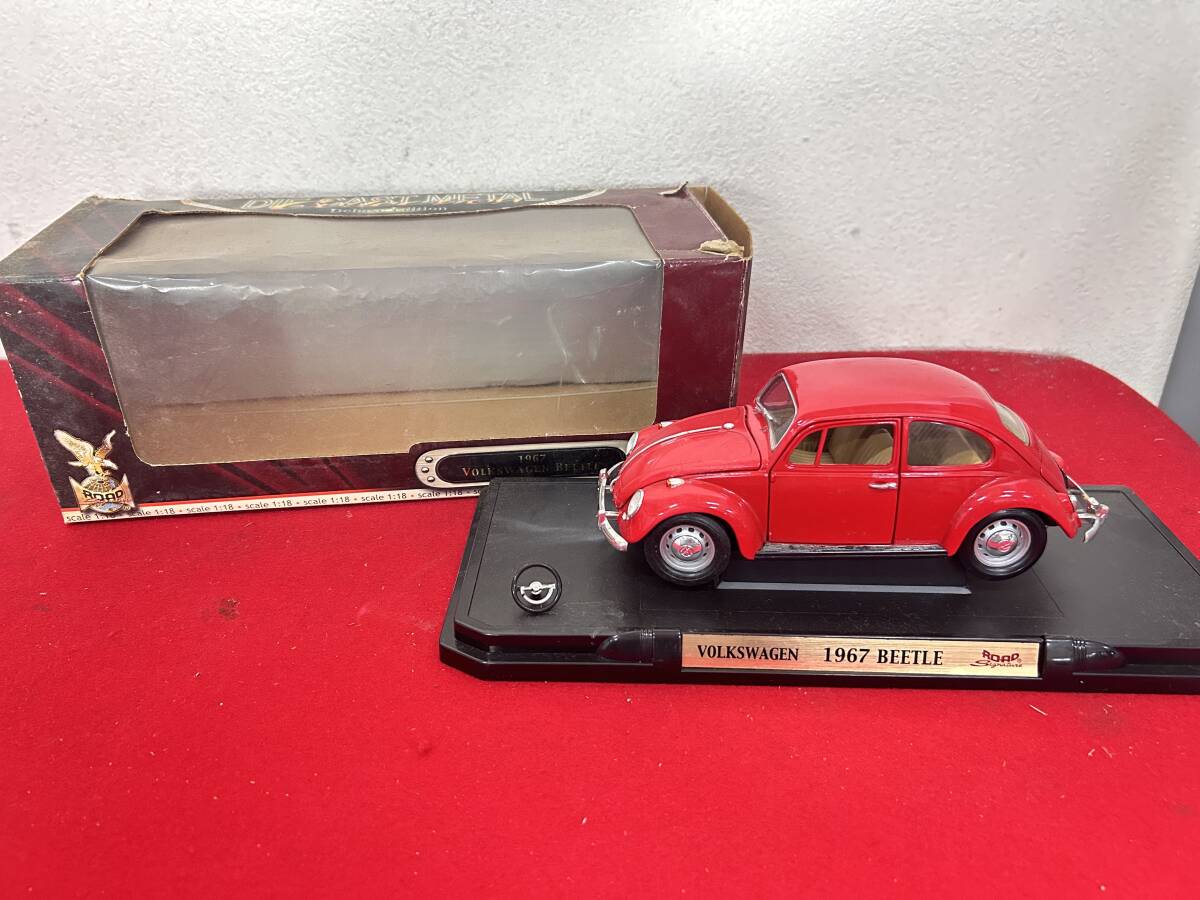 再M-5660 【同梱不可】980円～ 現状品　Volkswagen/フォルクスワーゲン　beetle　1967　模型　ミニカー　赤　レッド　_画像1