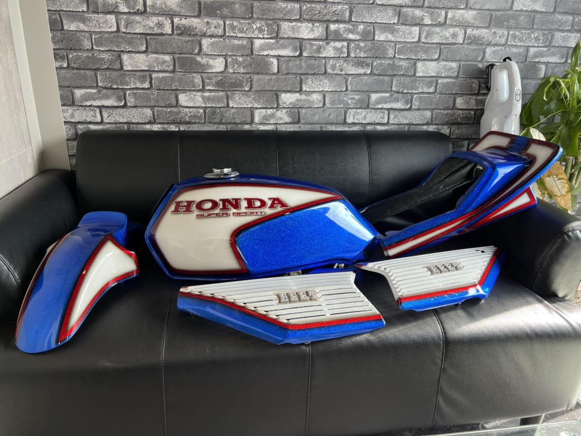 Yahoo!オークション - 美品 CBX外装セット カスタム外装 CBX400 Yahoo!オークション - 美品 CBX外装セット カスタム外装 CBX400