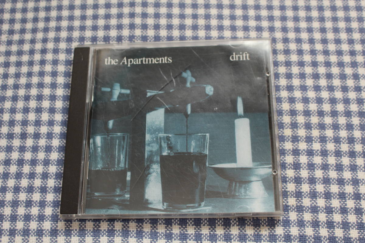 CD　輸入盤　廃盤　the Apartments　drift　ネオアコ本掲載バンド　ギターポップ　貴重_画像1