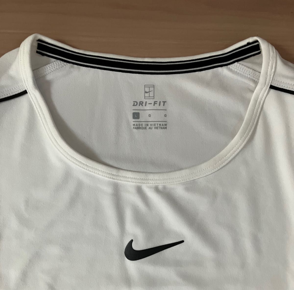 海外購入 NIKE ナイキ レディース テニスウエア 七分丈Tシャツ L 海外購入 NIKE ナイキ レディース テニスウエア 七分丈Tシャツ L