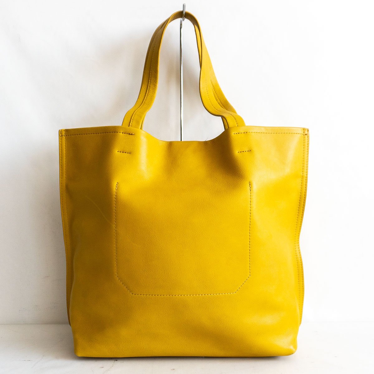 [ beautiful goods ] earth shop bag [ color dia Lee Comfi tote bag ] leather bag 2402003