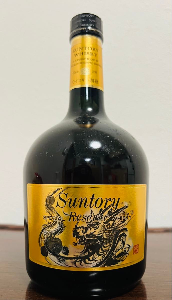 未開栓古酒サントリー スペシャル リザーブ辰歳干支ボトル　Suntory SPECIAL RESERVE WHISKY 龍 箱付き