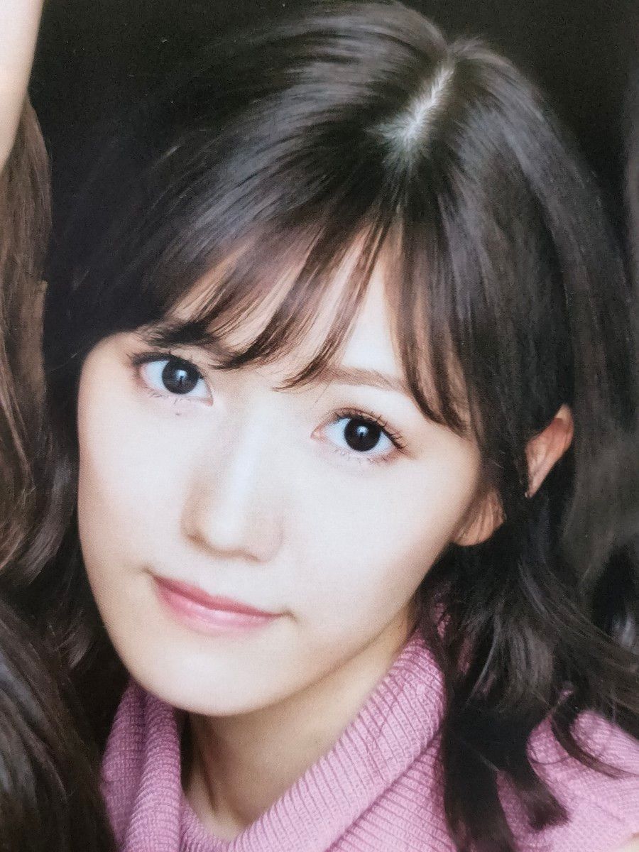 渡辺麻友 『BOMB(ボム)』 全124ページ 渡辺麻友・柏木由紀・指 渡辺麻友 『BOMB(ボム)』 全124ページ 渡辺麻友・柏木由紀・指