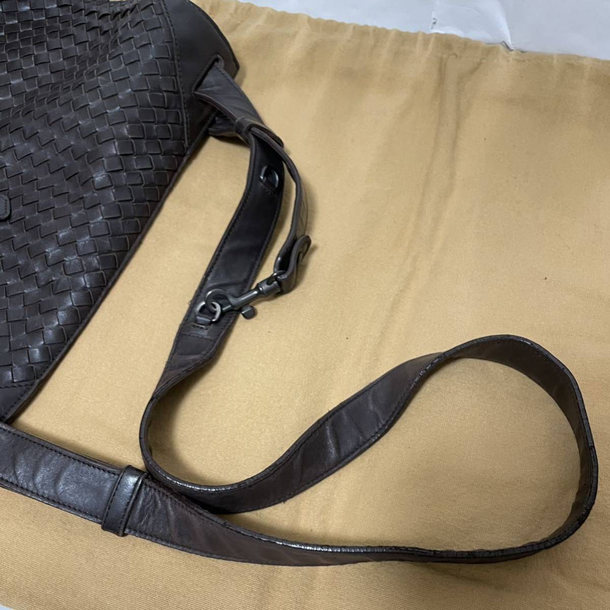 1円【定価20万円!】BOTTEGA VENETA ボッテガヴェネタ メッセンジャーバッグ ショルダー メンズ ビジネス イントレチャート レザー ブラウン_画像10