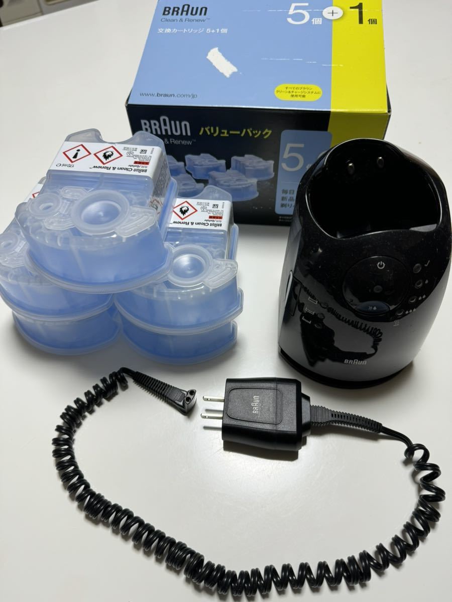 BRAUN Series7 ブラウン シリーズ7 洗浄機　洗浄液付き_画像1