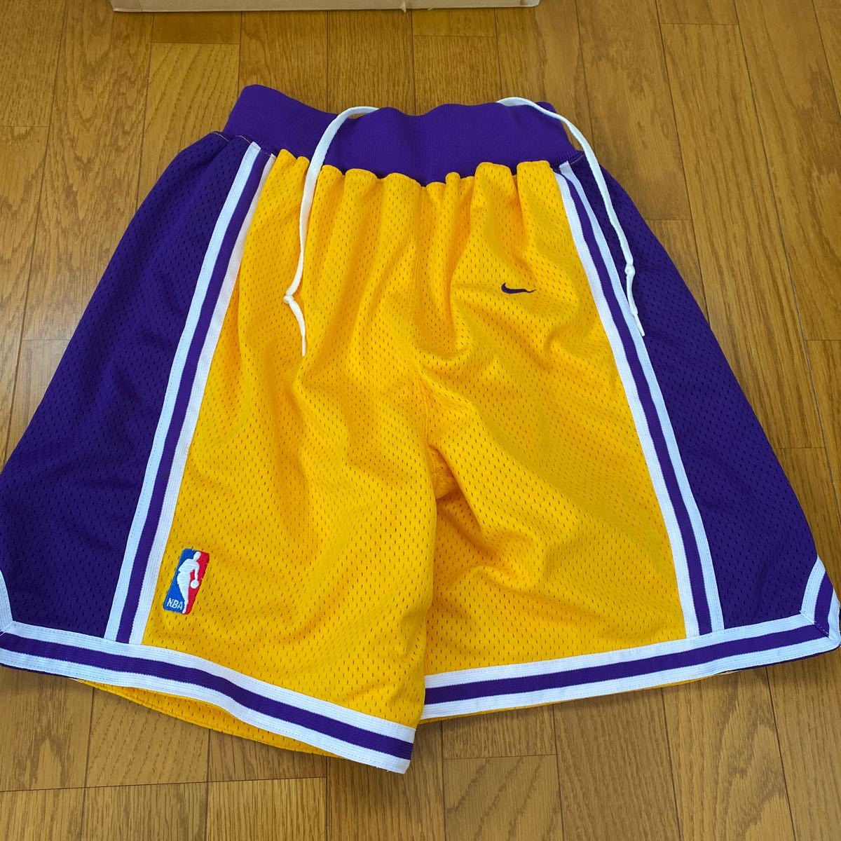 記念ユニフォーム NBA Authentic Jersey Lakers Nike size 30