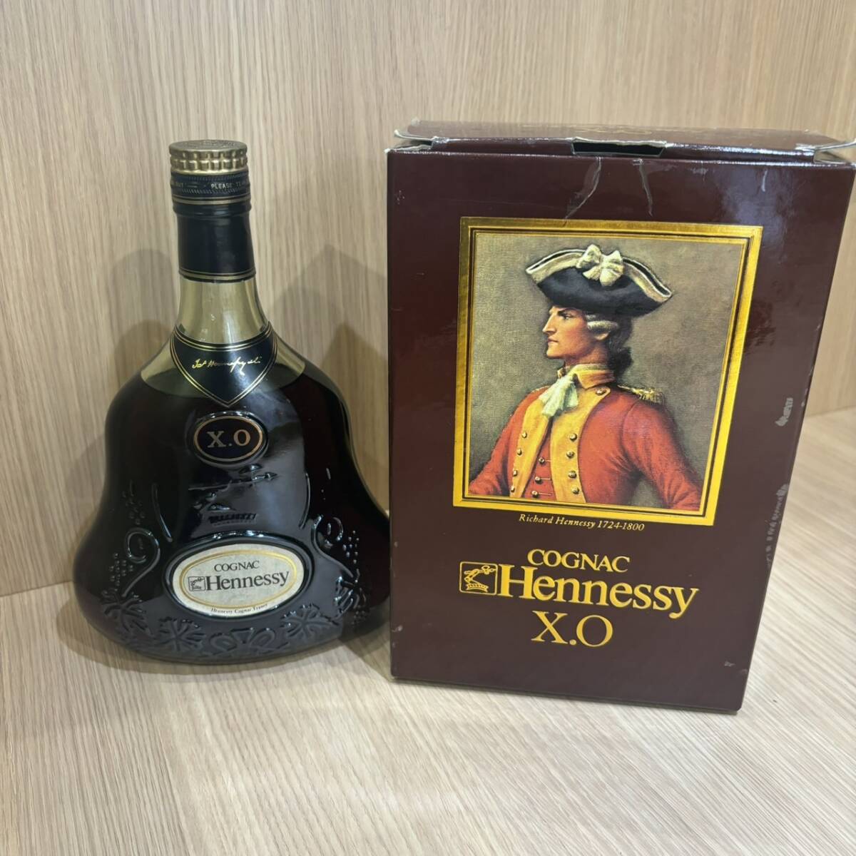 【APS 8016】1円～ Hennessy ヘネシー XO コニャック 金ラベル ゴールドラベル 箱あり 未開栓 洋酒 現状品_画像1