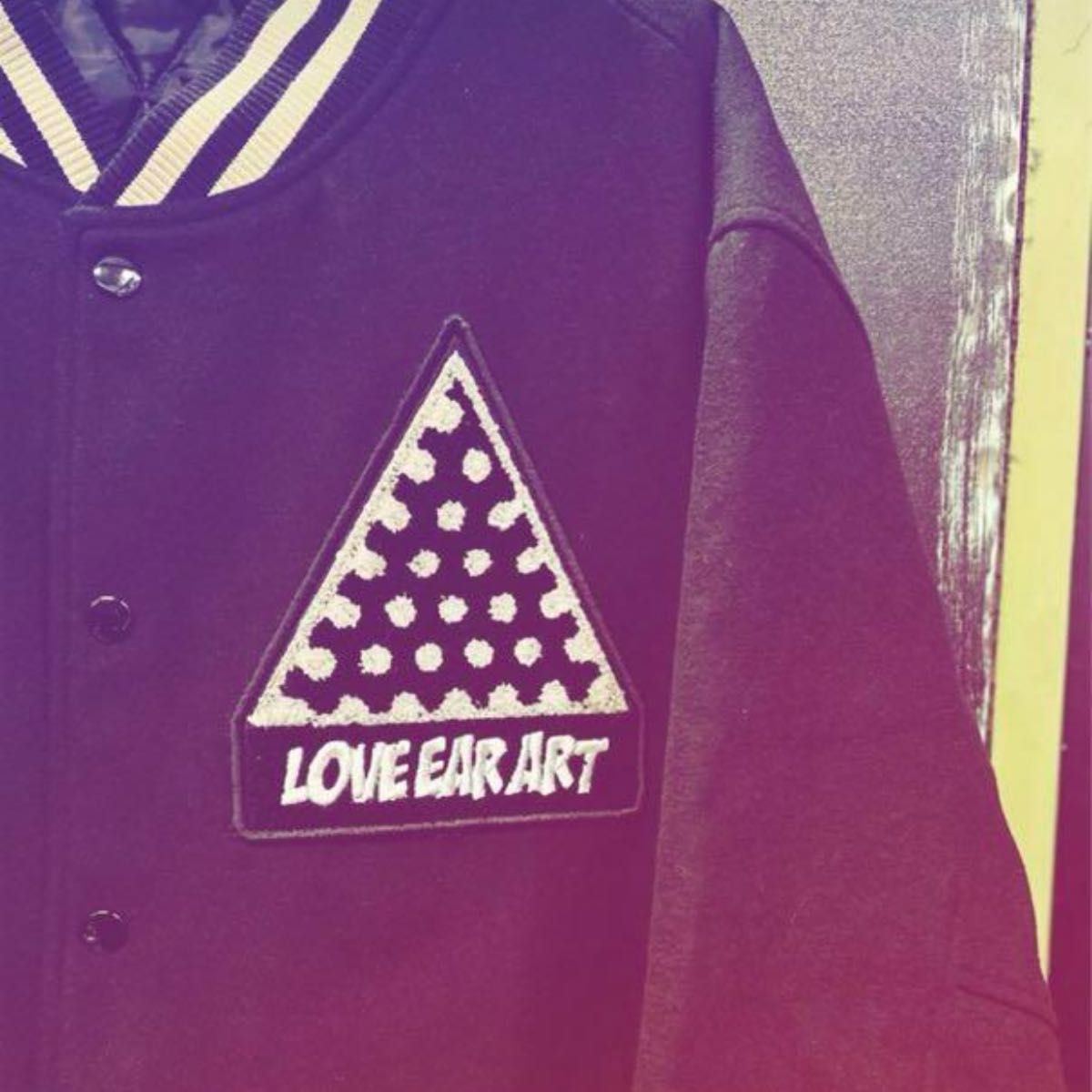 美品 loveearart 木村拓哉着用 ラブイヤーアート スタジャン XL 美品 loveearart 木村拓哉着用 ラブイヤーアート スタジャン XL