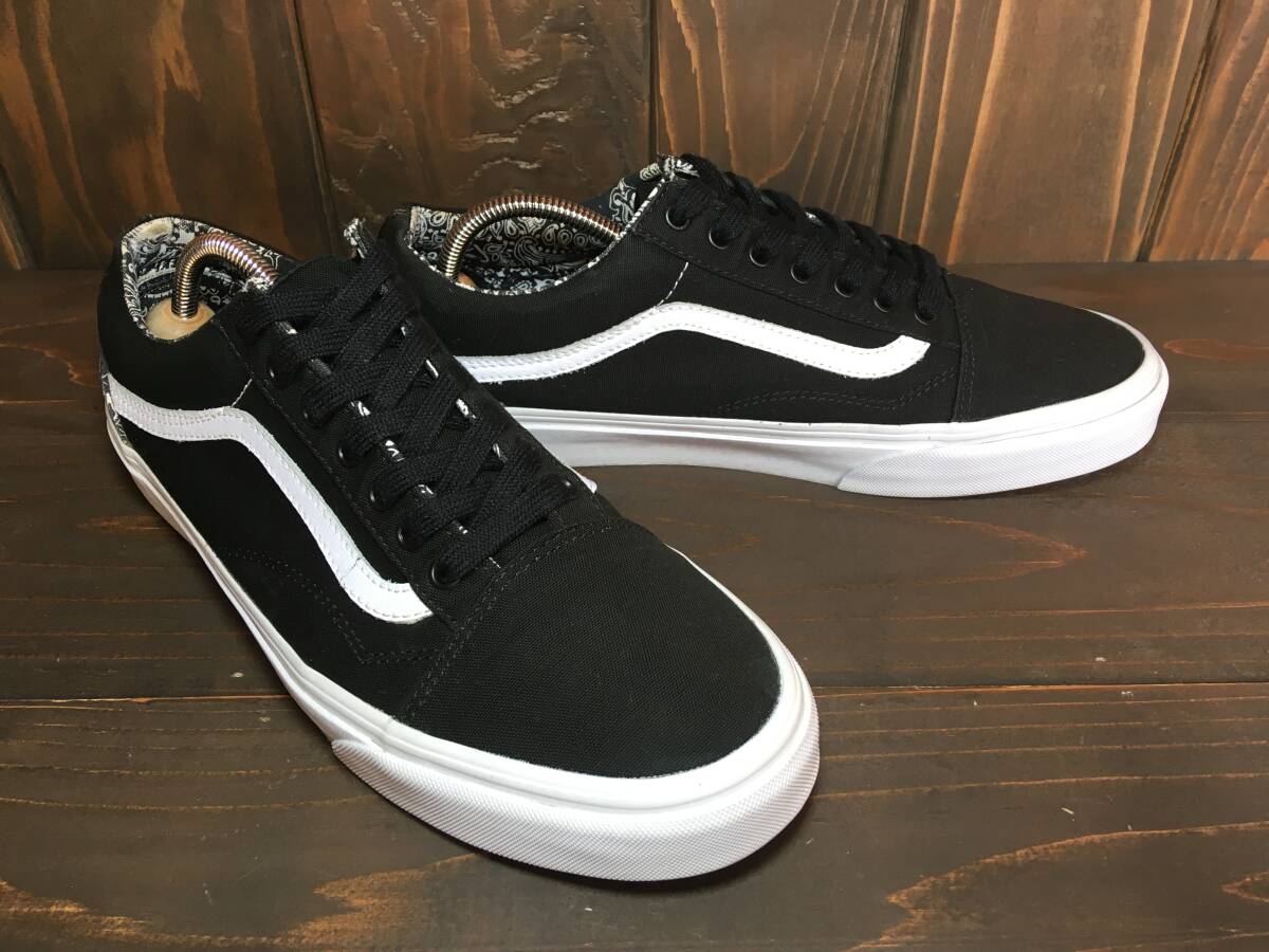 ★VANS バンズ 国内企画 OLD SKOOL オールドスクール CVS メタルアイレット 黒×白 27.0ｃm 美品 Used 検 SK8 ハーフキャブ スリッポン ERAの画像6