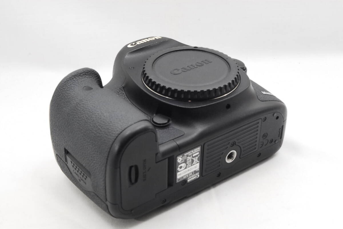 ☆良品☆ 即決格安売切キヤノンCANON EOS 5D MARKⅢ ボディ ☆良品☆ 即決格安売切キヤノンCANON EOS 5D MARKⅢ ボディ