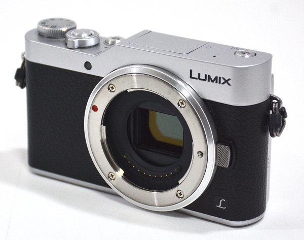 ★極美品！Panasonic パナソニック LUMIX ルミックス DC-GF9W ダブルレンズキット ミラーレス一眼カメラ 元箱付！★_画像2