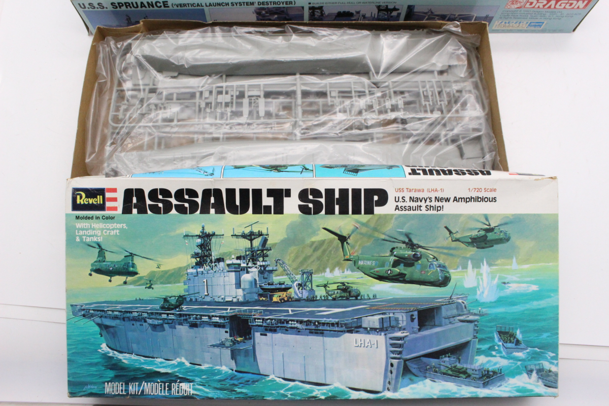 【ト石】 DRAGON ドラゴン Revell アメリカ海軍 強襲揚陸艦 USS TARAWA/SPRUANC など プラモデル 4点 まとめ 未組立 EC000EWH1P_画像5