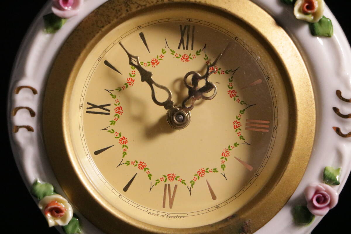 65　西欧陶磁　西ドイツ　Dresdner　Sandizell　ドレスデン　サンディゼル　花装飾置時計_画像5