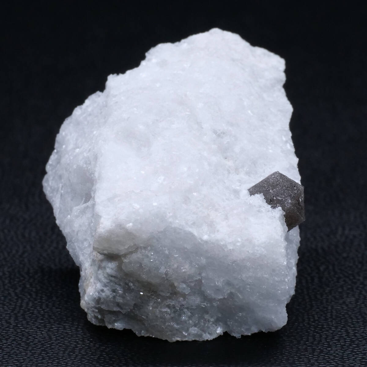 【鉱物 標本 黒水晶 結晶 原石】イタリア モリオン 母岩付き_画像8