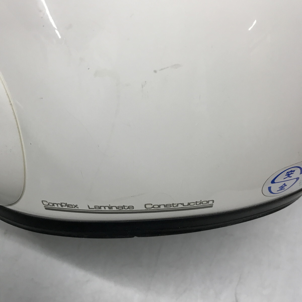 ●Arai　アライ　ヘルメット　ホワイト　キズ汚れあり　1991年製　経年製品　コレクション用　ジャンク品(u240223_1_40)_画像6